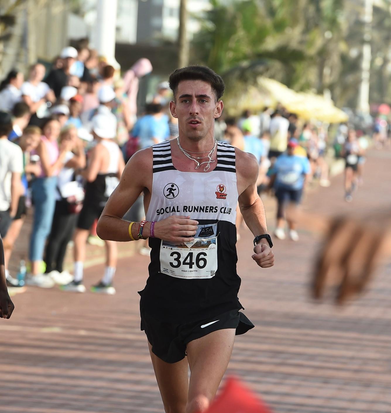 Social Runners in action 4